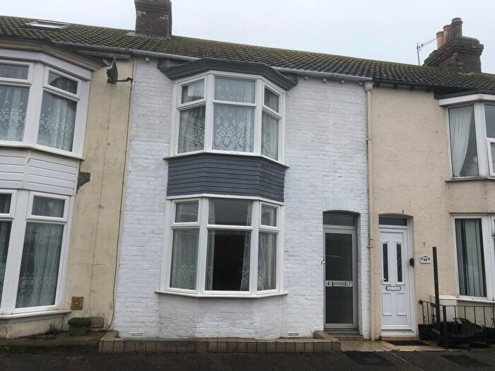 2 Bedroom Terraced House To Rent In Ranelagh Road - Weymouth, DT4