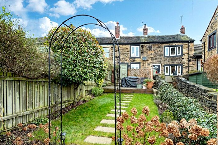 2 Bedroom Terraced House For Sale In Hough Side Road, Pudsey, West Yorkshire, LS28