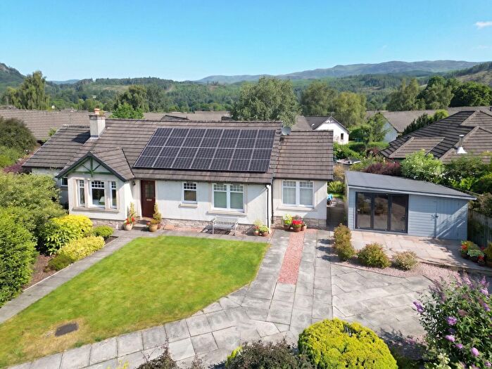 4 Bedroom Detached Bungalow For Sale In Earnmuir Court, Comrie, Crieff, PH6