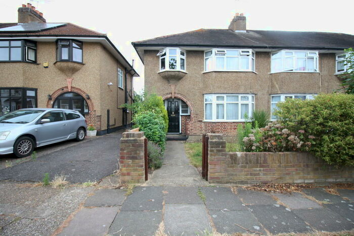 3 Bedroom Semi-Detached House To Rent In Hillcroft Crescent, Ruislip, HA4