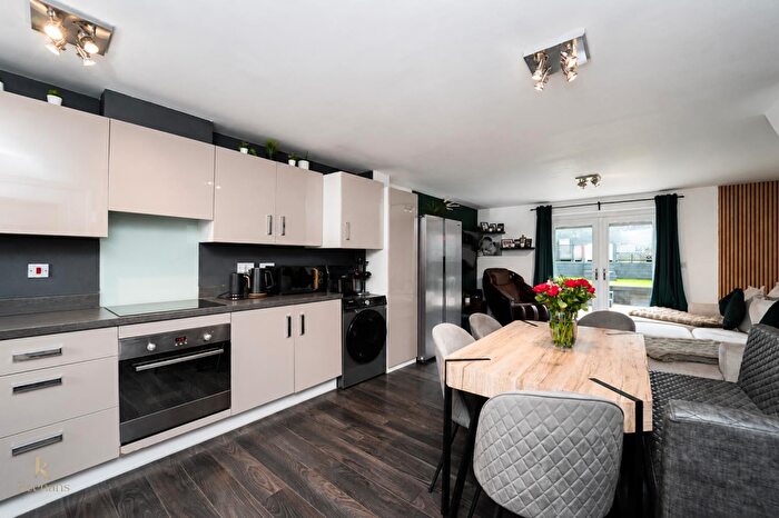3 Bedroom Semi Detached House For Sale In Lower Antley Street, Accrington, BB5
