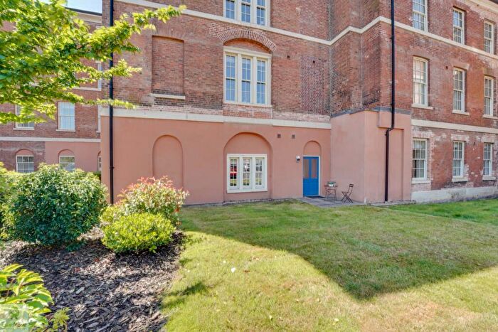 1 Bedroom Apartment For Sale In St Georges Mansions, St Georges Parkway, Stafford, ST16