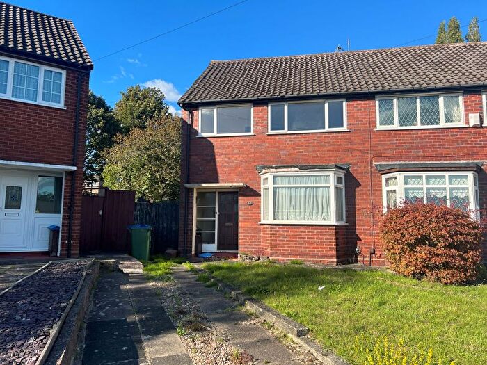 3 Bedroom Semi-Detached House For Sale In Mincing Lane, Rowley Regis, West Midlands, B65