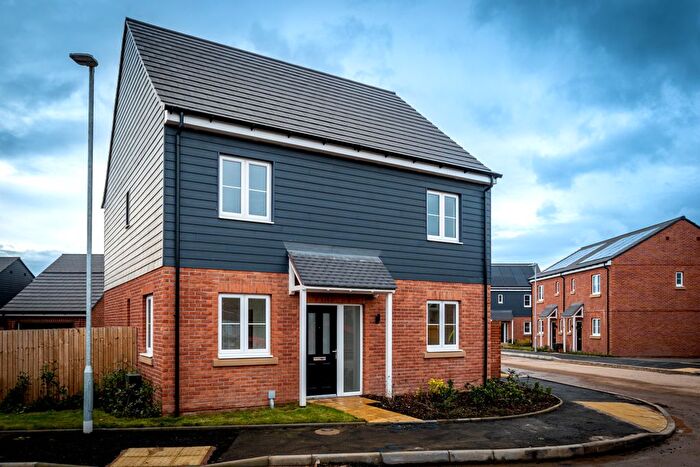 4 Bedroom Detached House For Sale In Westcott Way, Pershore, Worcestershire, WR10