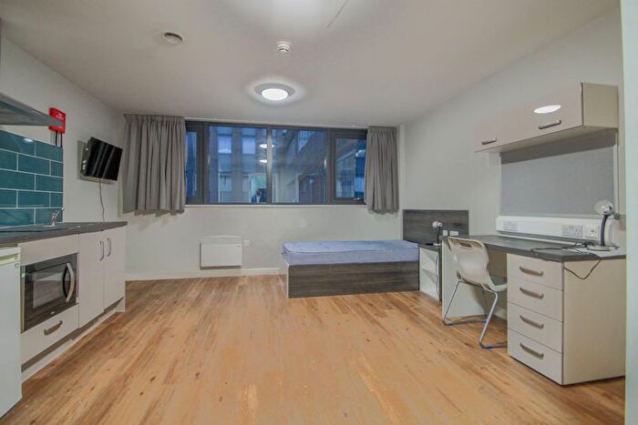 1 Bedroom Flat For Sale In Studio Investment, New Bank House, Queen Street, Sheffield, S1