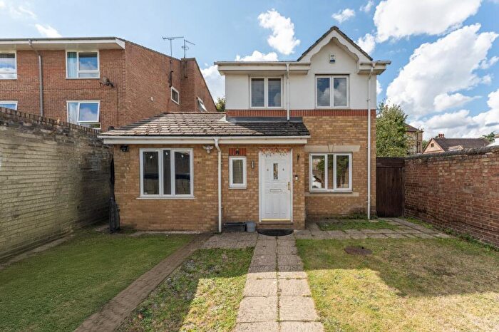 4 Bedroom House To Rent In Whitstable Place, Croydon, CR0