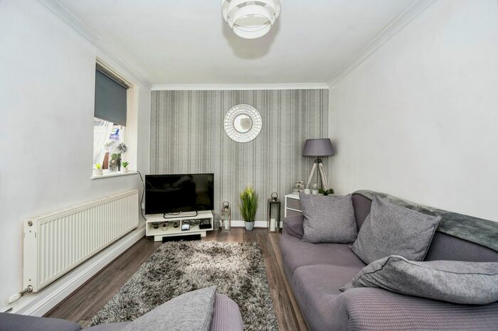 1 Bedroom Flat To Rent In Boundary Road, St. Helens, Merseyside, WA10