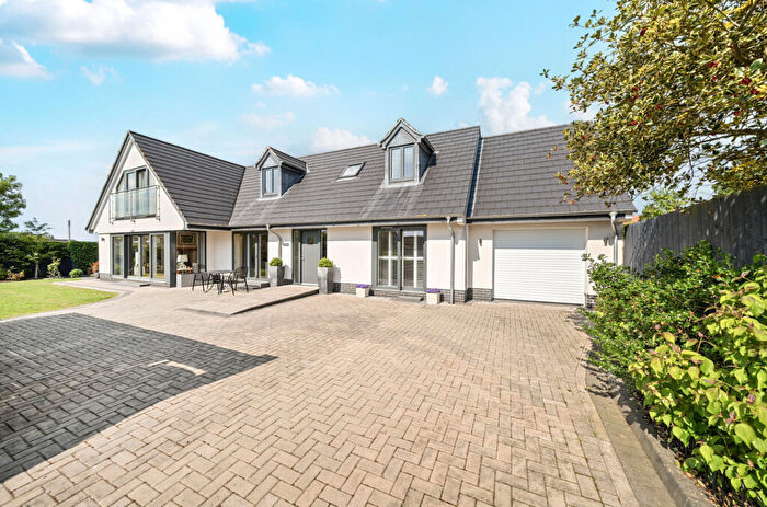 4 Bedroom Detached House For Sale In Glastonbury Road, West Pennard, West Pennard, BA6