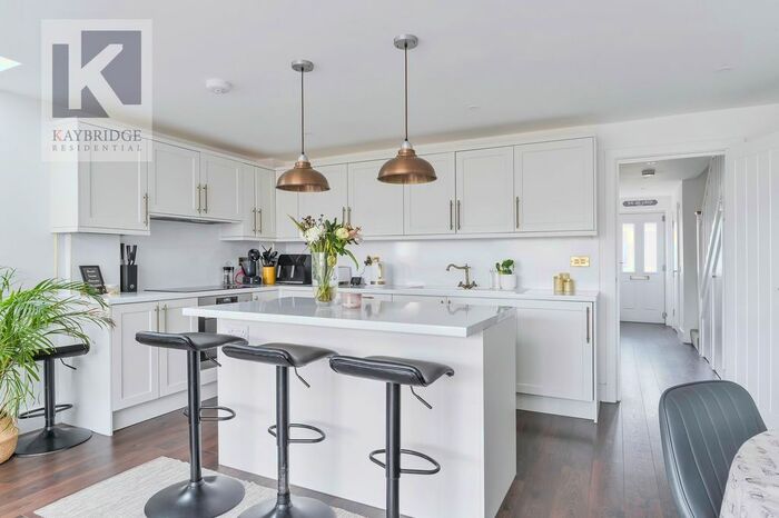 4 Bedroom Semi-Detached House To Rent In Riverview Road, Epsom, KT19