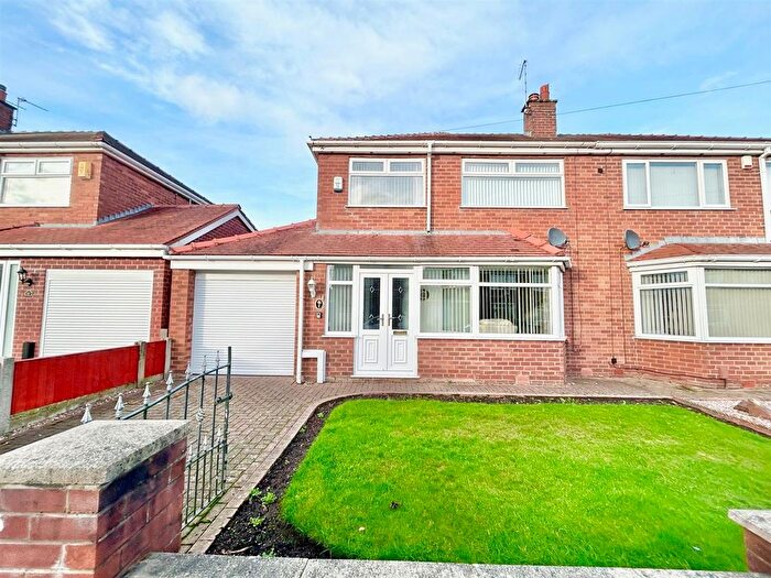 3 Bedroom Semi Detached House For Sale In Hayman Avenue, Leigh, WN7