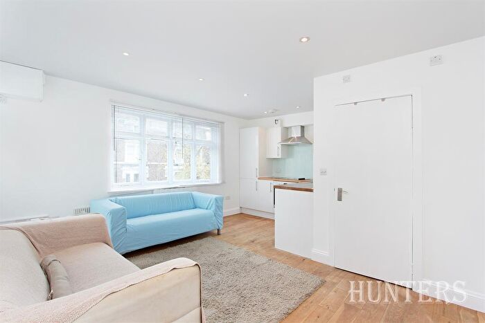 1 Bedroom Apartment To Rent In Knatchbull Road, London, SE5