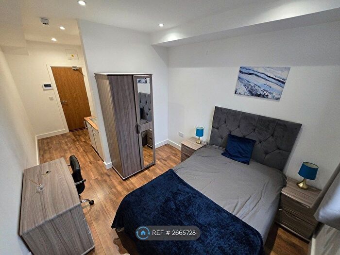 Studio To Rent In The Webberley, Stoke-On-Trent, ST1