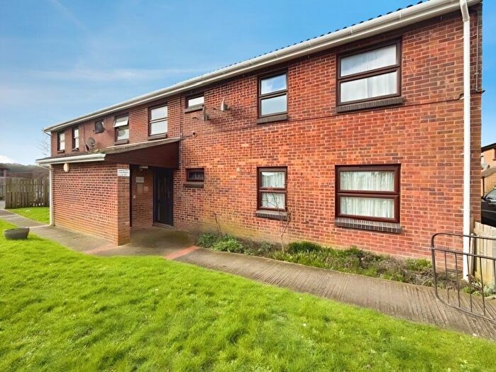 2 Bedroom Flat To Rent In Masefield Road, Warminster, BA12
