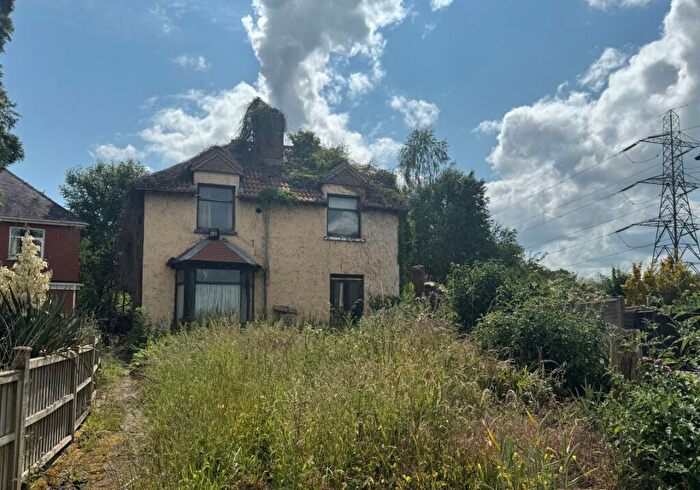 3 Bedroom Detached House For Sale In Victory Cottage, Sandhurst Lane, Gloucester, Gloucestershire, GL2