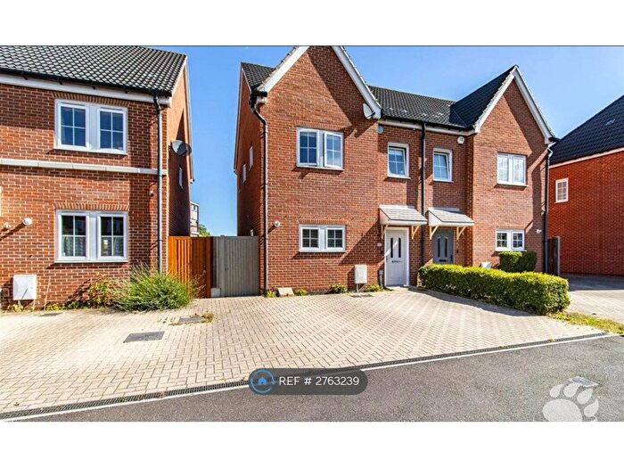 2 Bedroom Semi-Detached House To Rent In Britten Avenue, Basildon, SS14