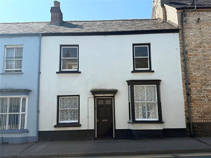 3 Bedroom Terraced House To Rent In New Street, Torrington, Devon, EX38
