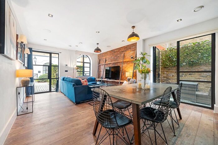 1 Bedroom Flat For Sale In Old Town, SW4