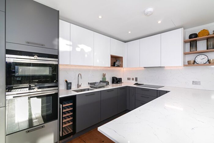 1 Bedroom Flat To Rent In Fisherton Street, London, NW8