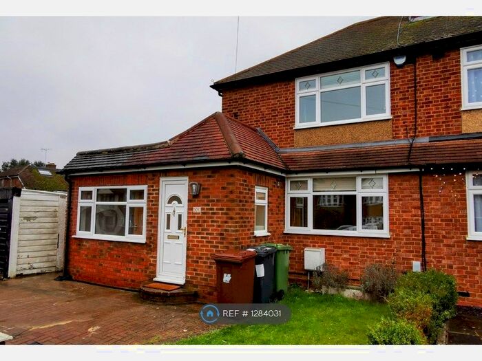 3 Bedroom Semi-Detached House To Rent In Wroxham Gardens, Potters Bar EN6