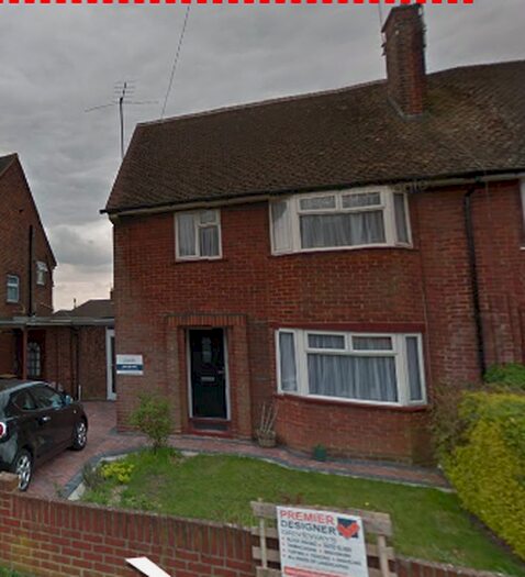 2 Bedroom House To Rent In Pondfield Road, CO4
