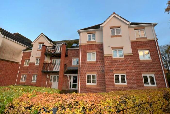 2 Bedroom Apartment To Rent In Hiltingbury Road Chandler's Ford, Eastleigh, SO53