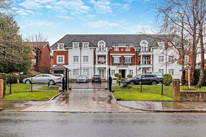 2 Bedroom Flat For Sale In Elder Court, Green Lane, Northwood, HA6