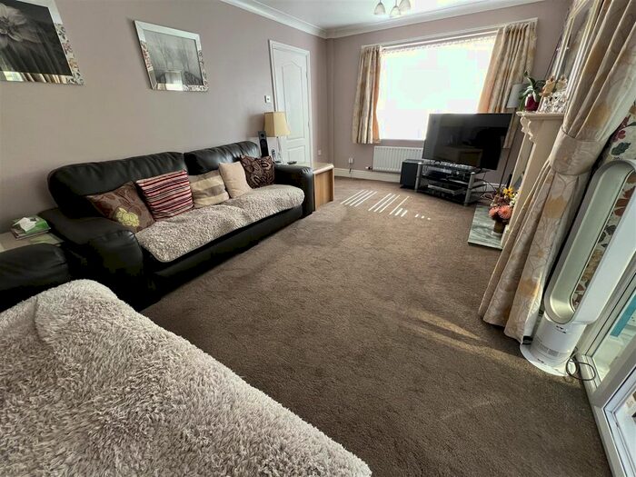 3 Bedroom Detached House For Sale In Blenheim Drive, Prescot, L34