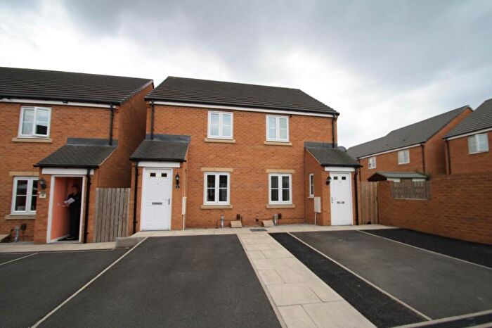 2 Bedroom House To Rent In Ash Tree Gardens, Leeds, West Yorkshire, Uk, LS14