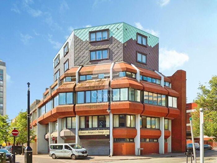 Studio To Rent In Market Street, Maidenhead, SL6