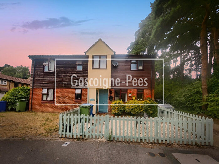 1 Bedroom House To Rent In Hythe Close, Bracknell, RG12