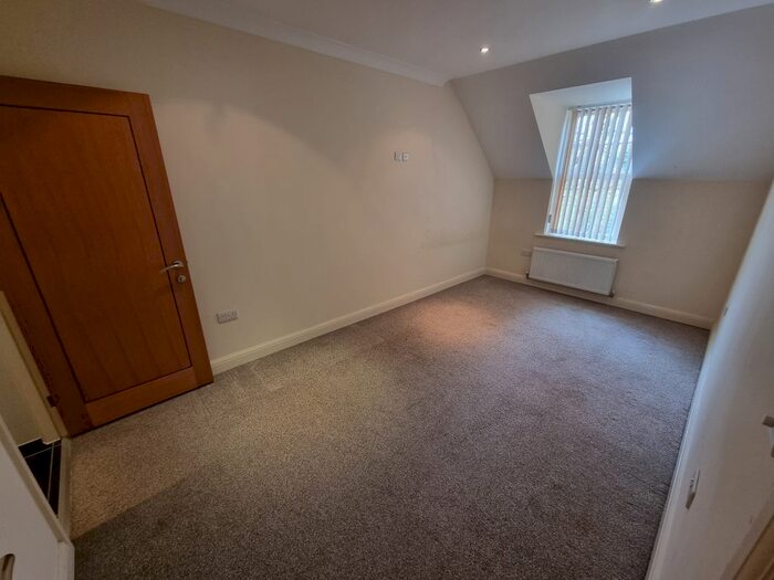 3 Bedroom Flat To Rent In Lever House, Greenmount Lane, Heaton, Bolton, BL1