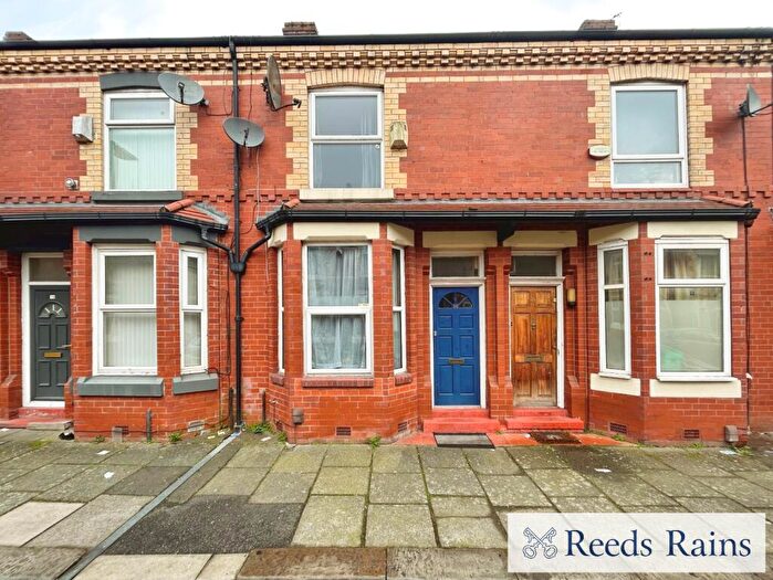 2 Bedroom Terraced House For Sale In Welford Street, Salford, Greater Manchester, M6