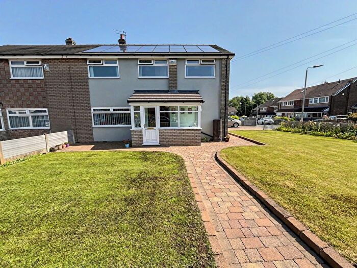 4 Bedroom Semi Detached House For Sale In Chadderton Drive, Bury, BL9