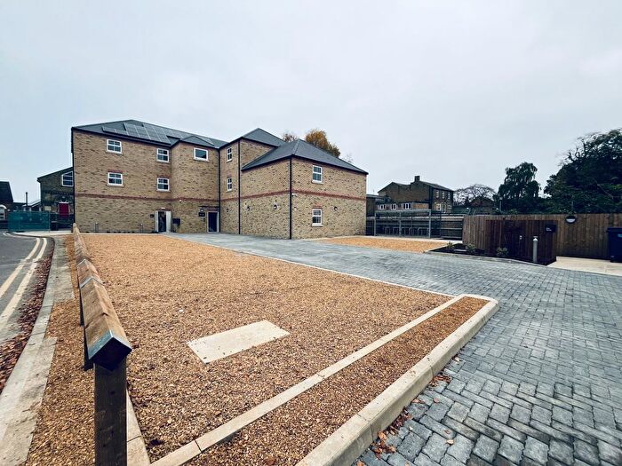 2 Bedroom Flat To Rent In High Street, March, PE15