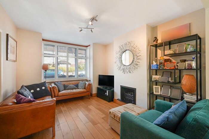 3 Bedroom End Of Terrace House For Sale In Melrose Road, Pinner, Greater London, HA5