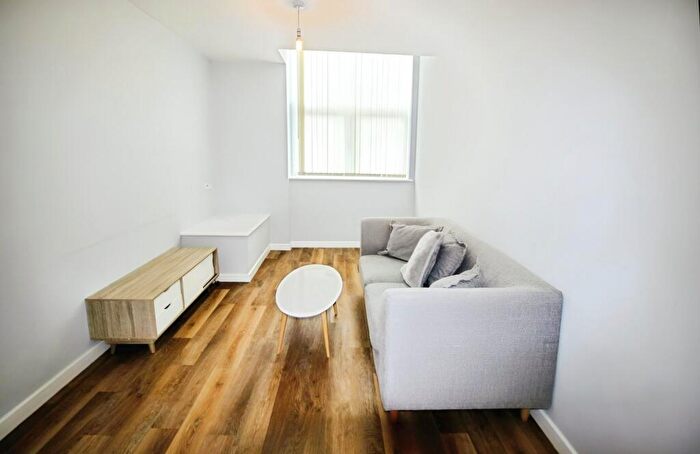 1 Bedroom Flat To Rent In New York Road, Leeds, LS2
