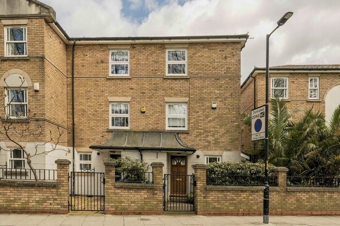 4 Bedroom Terraced House To Rent In Bethwin Road, London, SE5