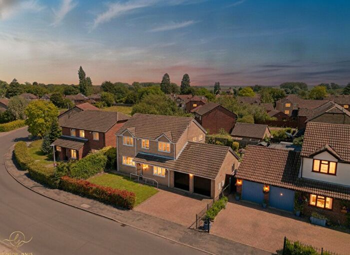 4 Bedroom Detached House For Sale In The Malting, Ramsey, PE26