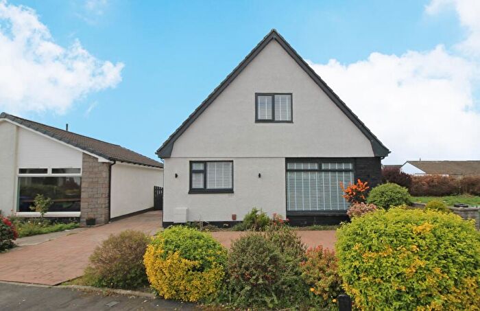 3 Bedroom Detached House For Sale In Grant Place, Causewayhead, Stirling, FK9