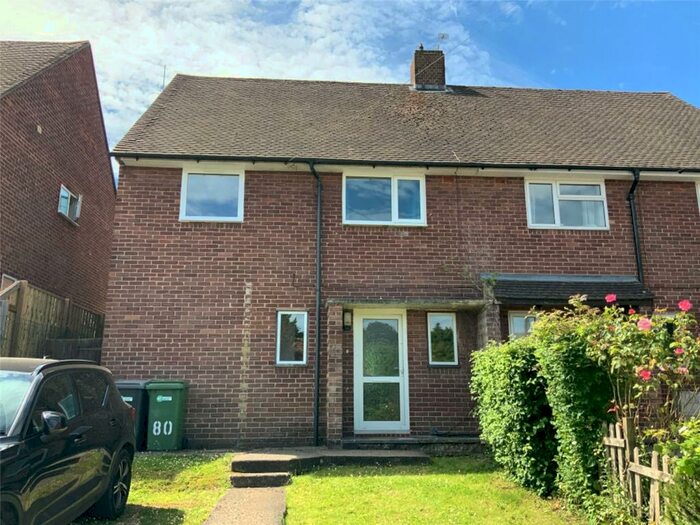 3 Bedroom Garage / Parking To Rent In Fivefields Road, Winchester, Hampshire, SO23