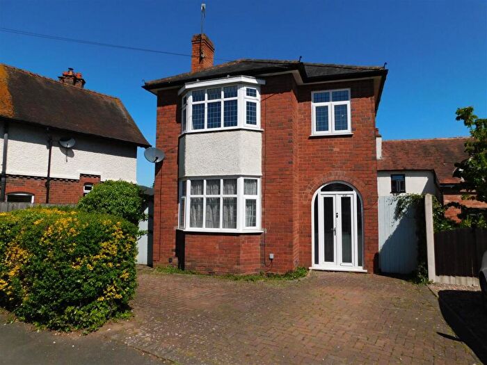 3 Bedroom Detached House For Sale In Lickhill Road, Stourport On Severn, DY13
