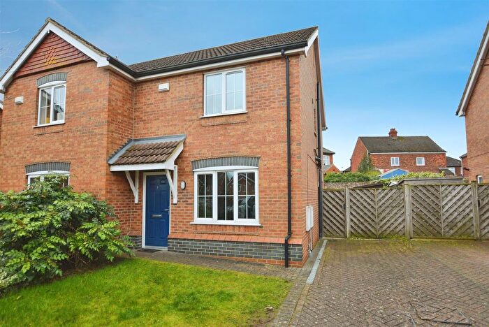 2 Bedroom Semi Detached House For Sale In Goosander Close, Barton-Upon-Humber, DN18