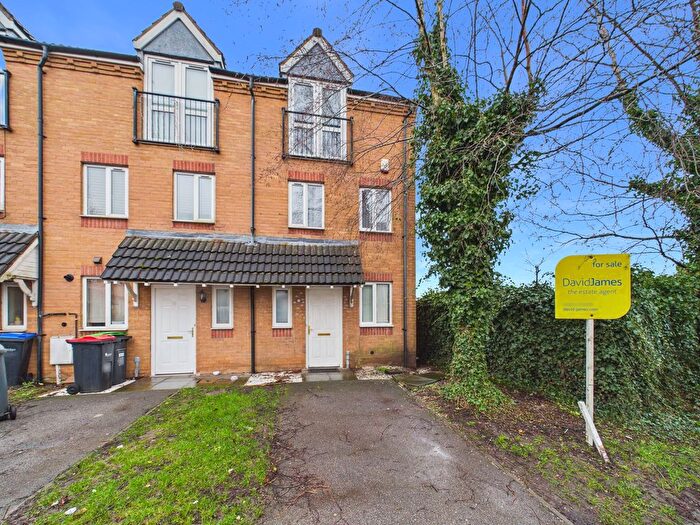 3 Bedroom End Terrace House For Sale In Tenter Close, Sutton In Ashfield, Nottinghamshire, NG17