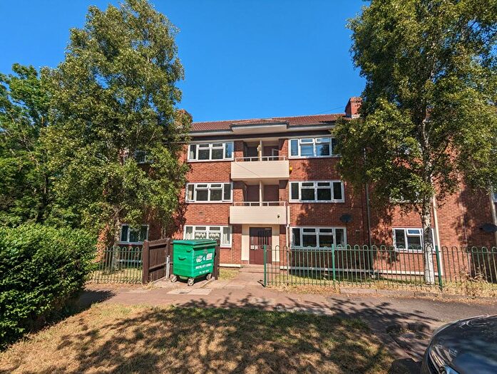 2 Bedroom Flat To Rent In Roselarge Gardens, Bristol, BS10