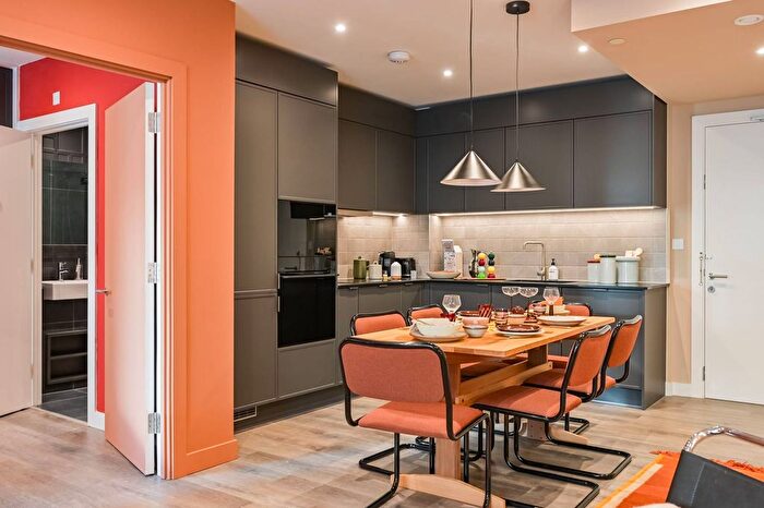 2 Bedroom Flat To Rent In Cherry Park Lane, Stratford, London, E20