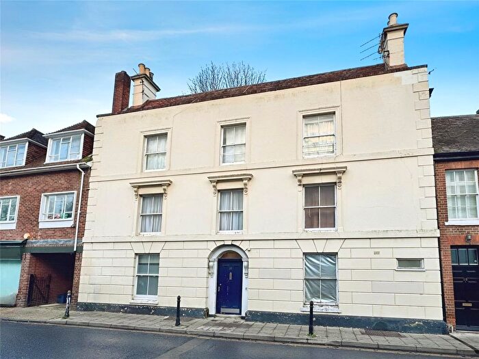 2 Bedroom Flat To Rent In Oaten Hill, Canterbury, Kent, CT1