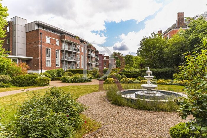 2 Bedroom Flat For Sale In The Nautilus Building, Myddelton Passage, Clerkenwell, EC1R