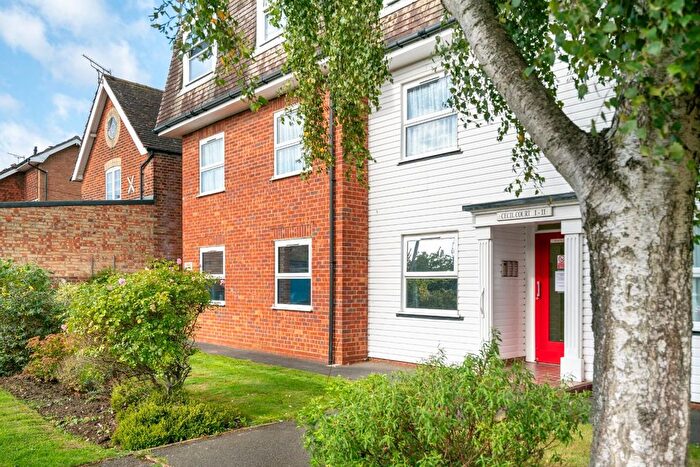 2 Bedroom Flat For Sale In Cecil Court, Wall Road, Ashford, TN24