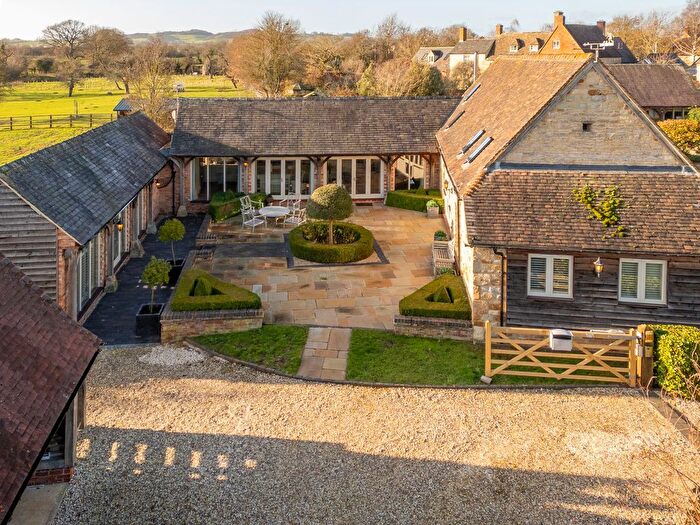 5 Bedroom Barn Conversion For Sale In Blackwell, Shipston-On-Stour, CV36