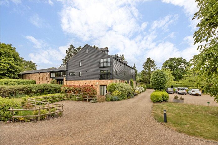 2 Bedroom Flat For Sale In Main Road, Knockholt, Sevenoaks, Kent, TN14